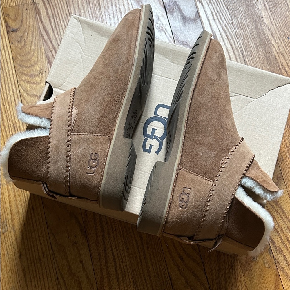 UGG Size 9.5 W MCKAY Tan Shearling Lined Boots - Picture 4 of 10